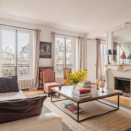 Arc De Triomphe Apartment